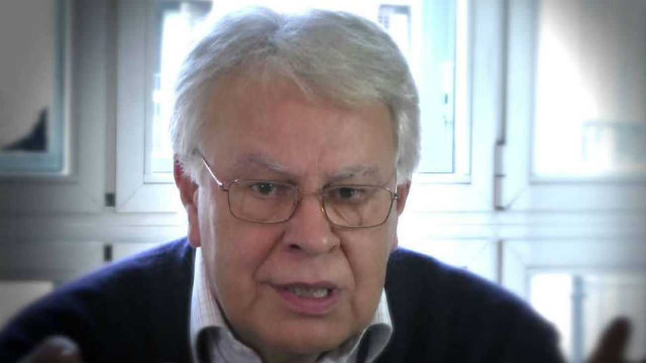 Felipe González plantea que el PP presente a otro candidato