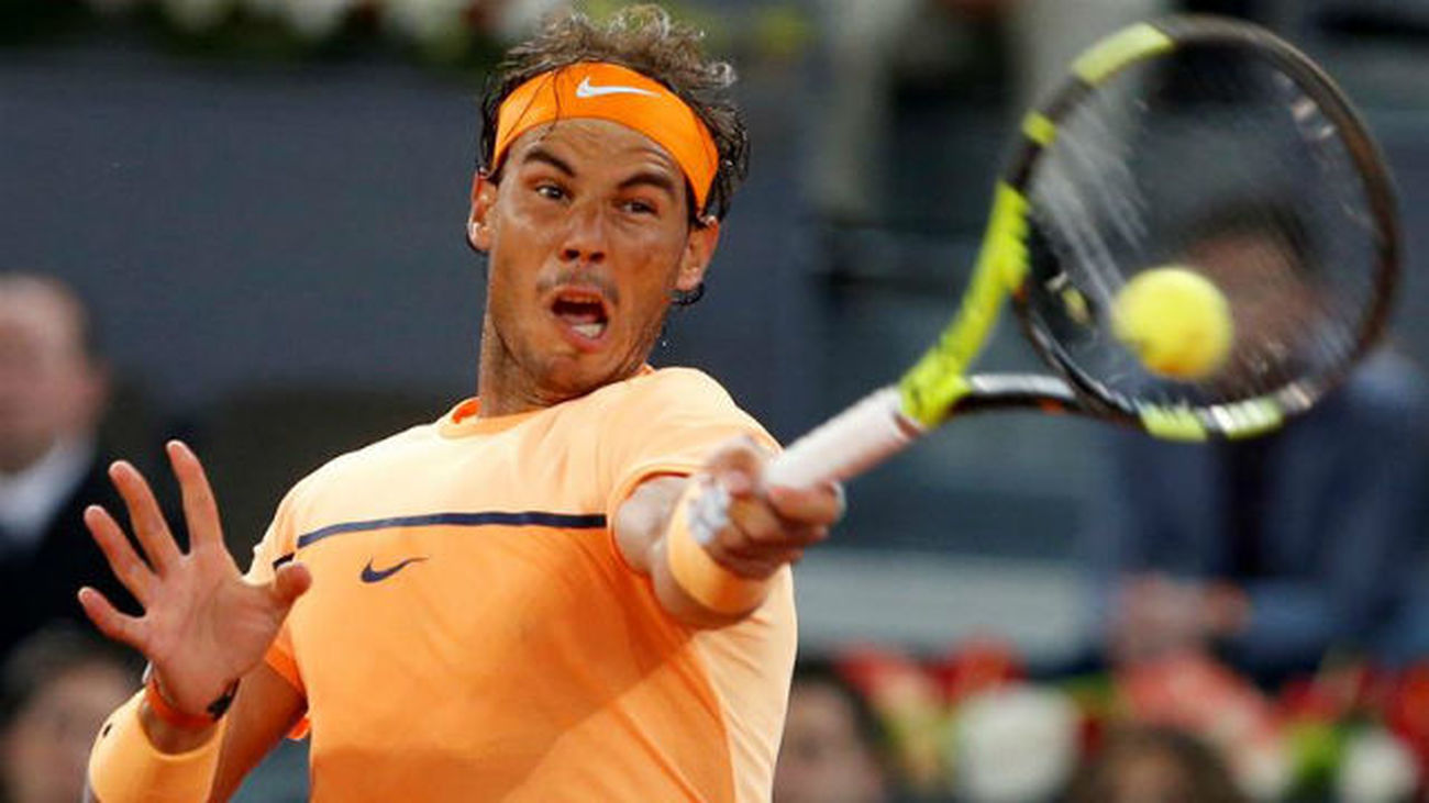 Djokovic y Nadal avanzaron a octavos de final por caminos muy distintos