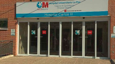 La enfermera con fiebre hemorrágica recibe el alta médica