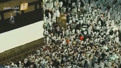 Millones de musulmanes celebran su fiesta grande con sacrificio de ganado