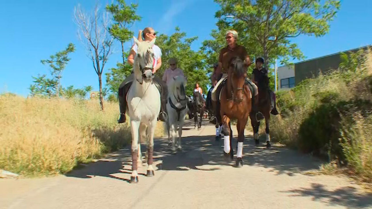 Cubas de la Sagra: A caballo hasta el Santuario de Santa Juana