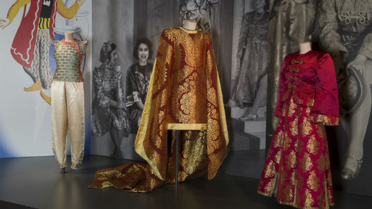 El castillo de Windsor muestra el guardarropa actual y pasado de Isabel II