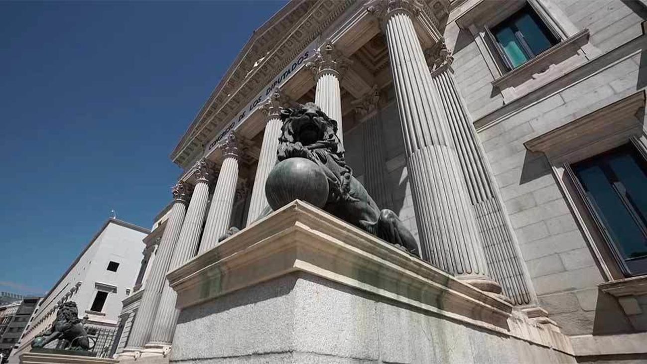 El Congreso: ¿sabías que sus señorías legislan... sobre un cementerio?