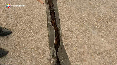 Preocupación en Villaverde por una grieta en un puente