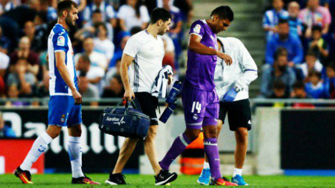 Casemiro padece una fisura en el peroné izquierdo