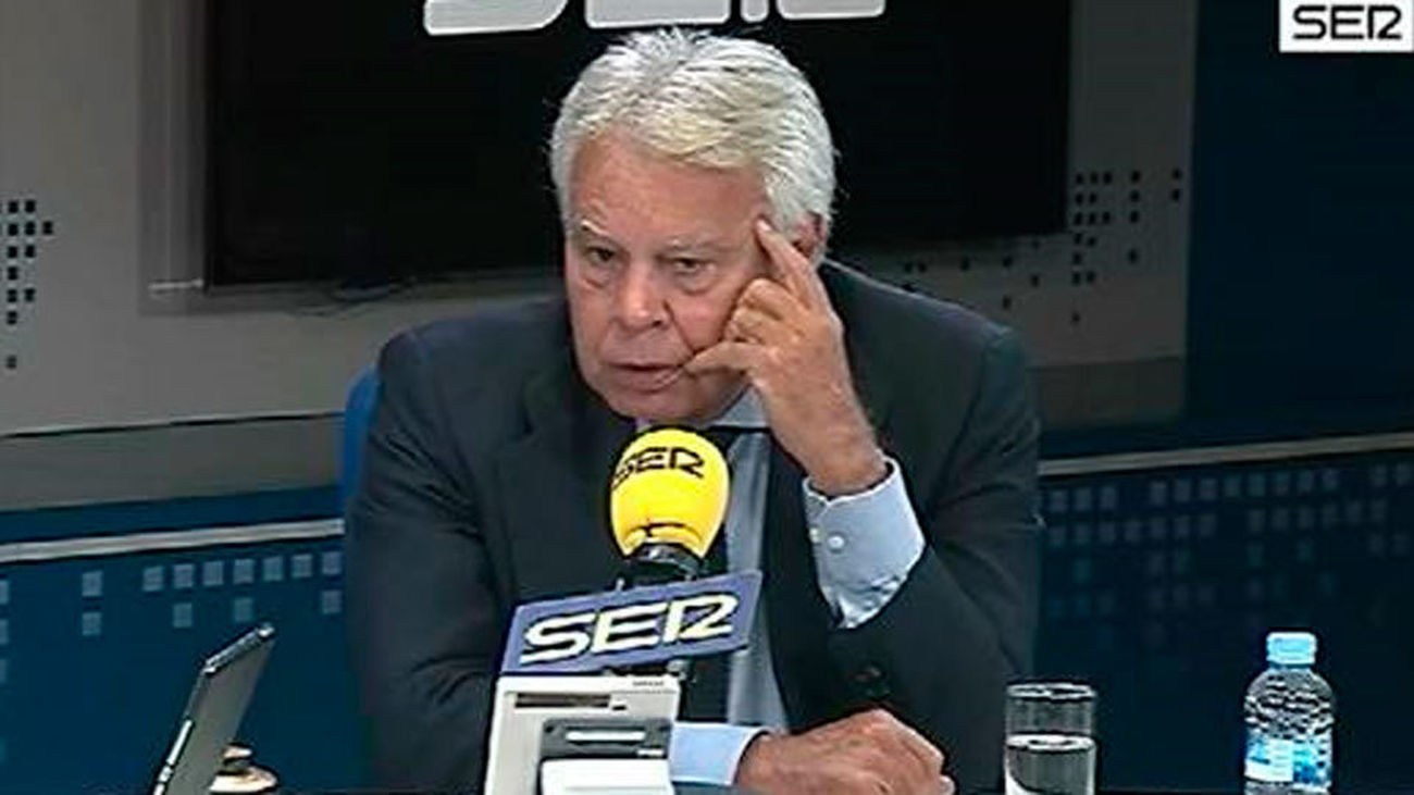 González se siente "engañado" porque Sánchez le dijo que se abstendría ante Rajoy