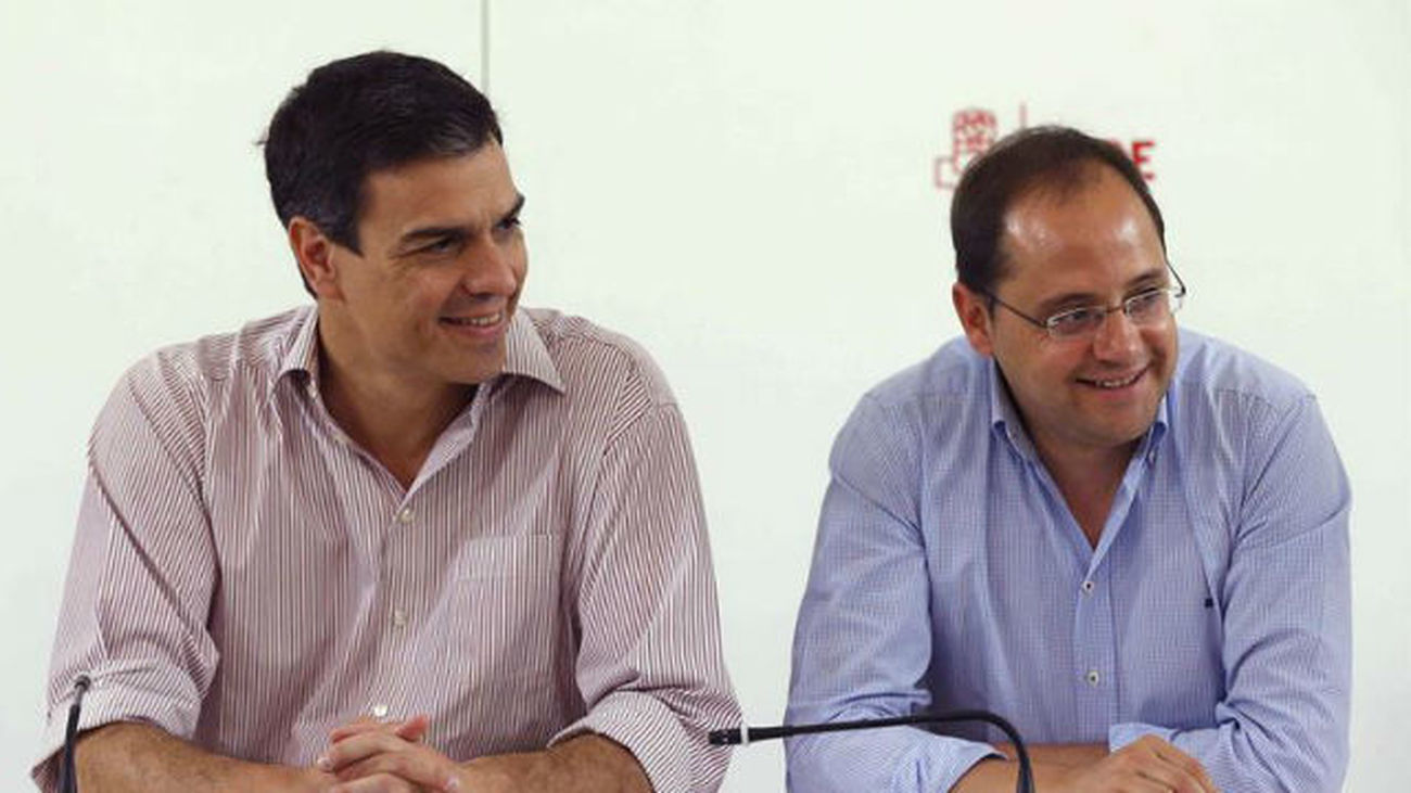 Sánchez se enroca pese a las 17 dimisiones en su Ejecutiva para forzar su salida