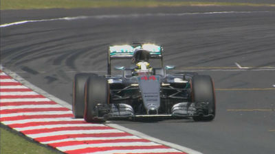 GP Malasia: Hamilton, el más rápido en los libres; Alonso, 7º