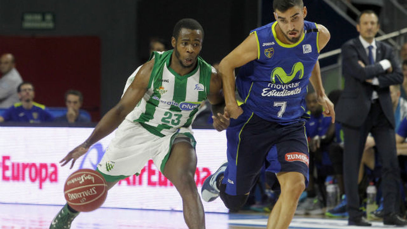 Jaime Fernández ante el Betis