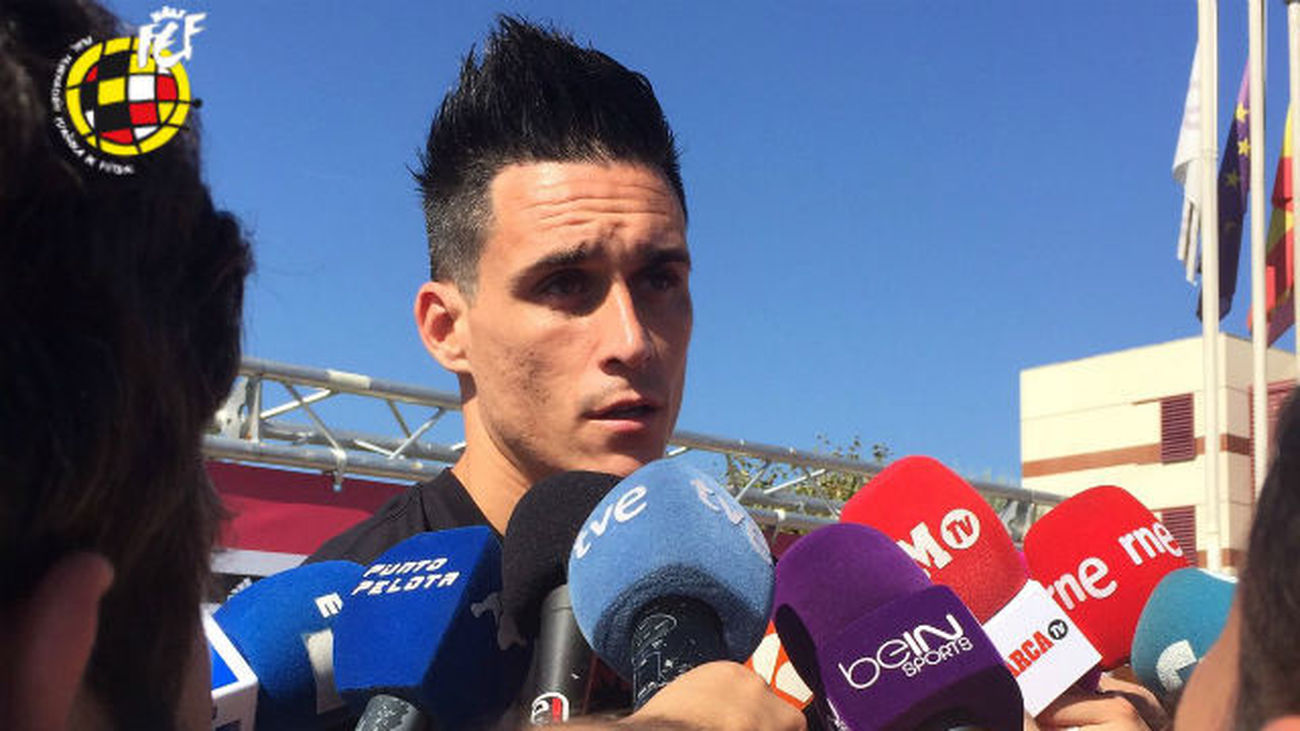 Callejón: "Con Lopetegui trabajamos mucho en función del rival"