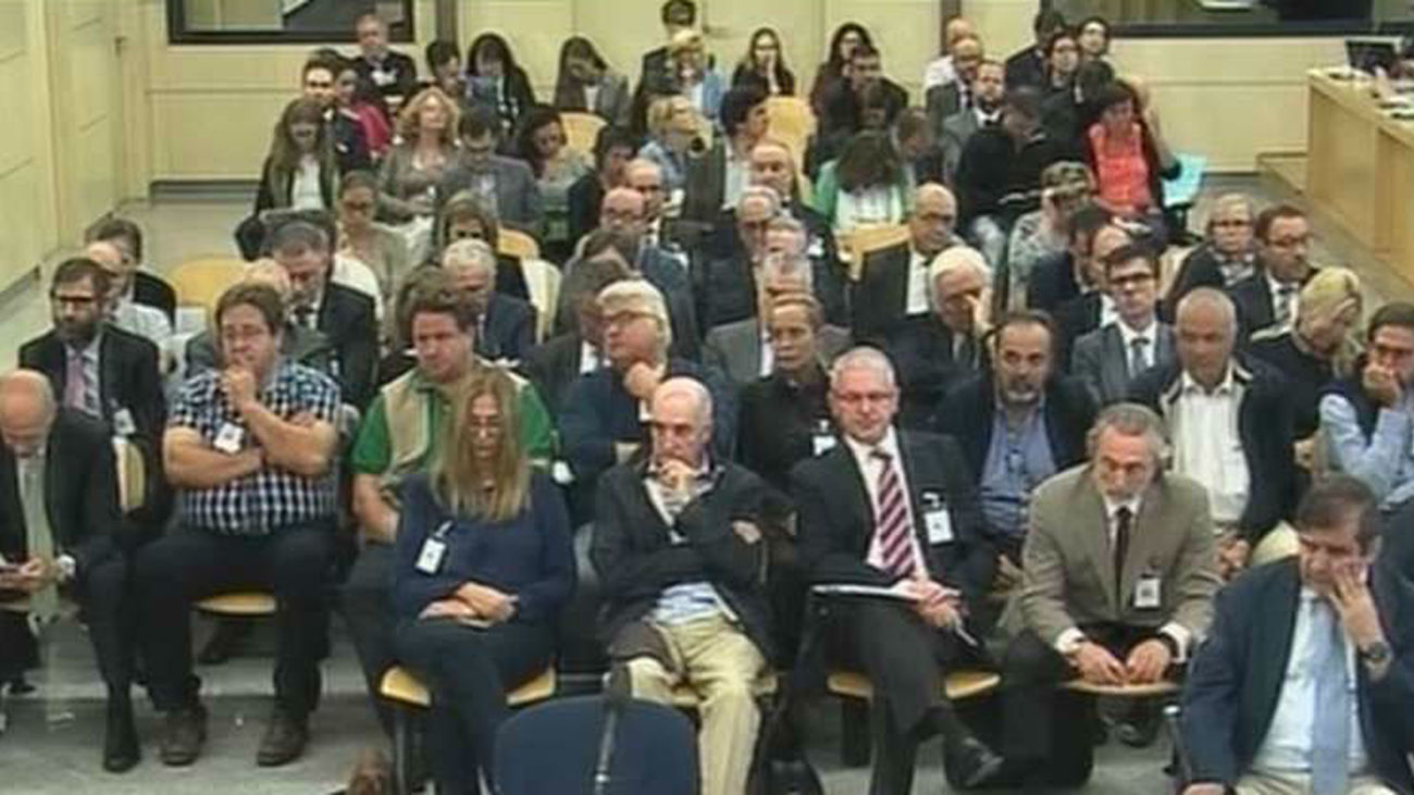 Empieza en Madrid el primer juicio de la Gürtel con Bárcenas en el banquillo