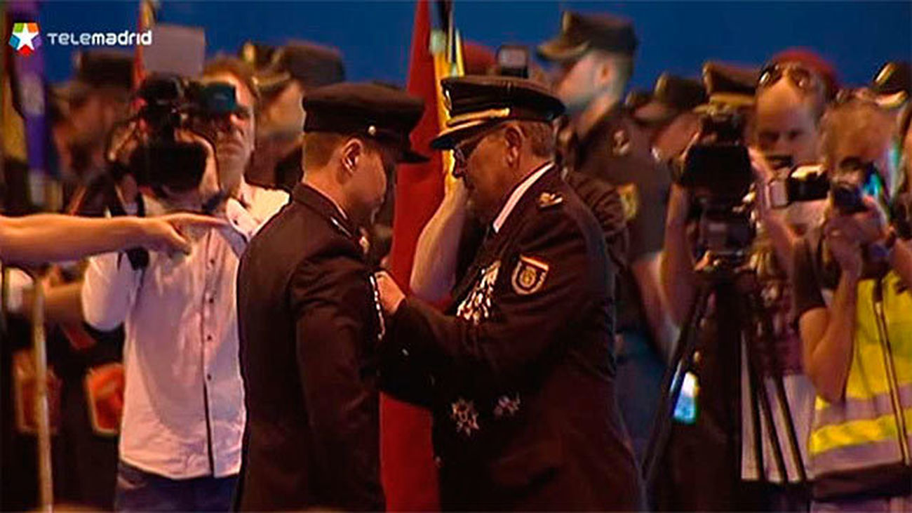 La Policía premia a sus héroes del día a día