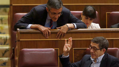 Sánchez se ausenta del pleno del Congreso después de su dimisión