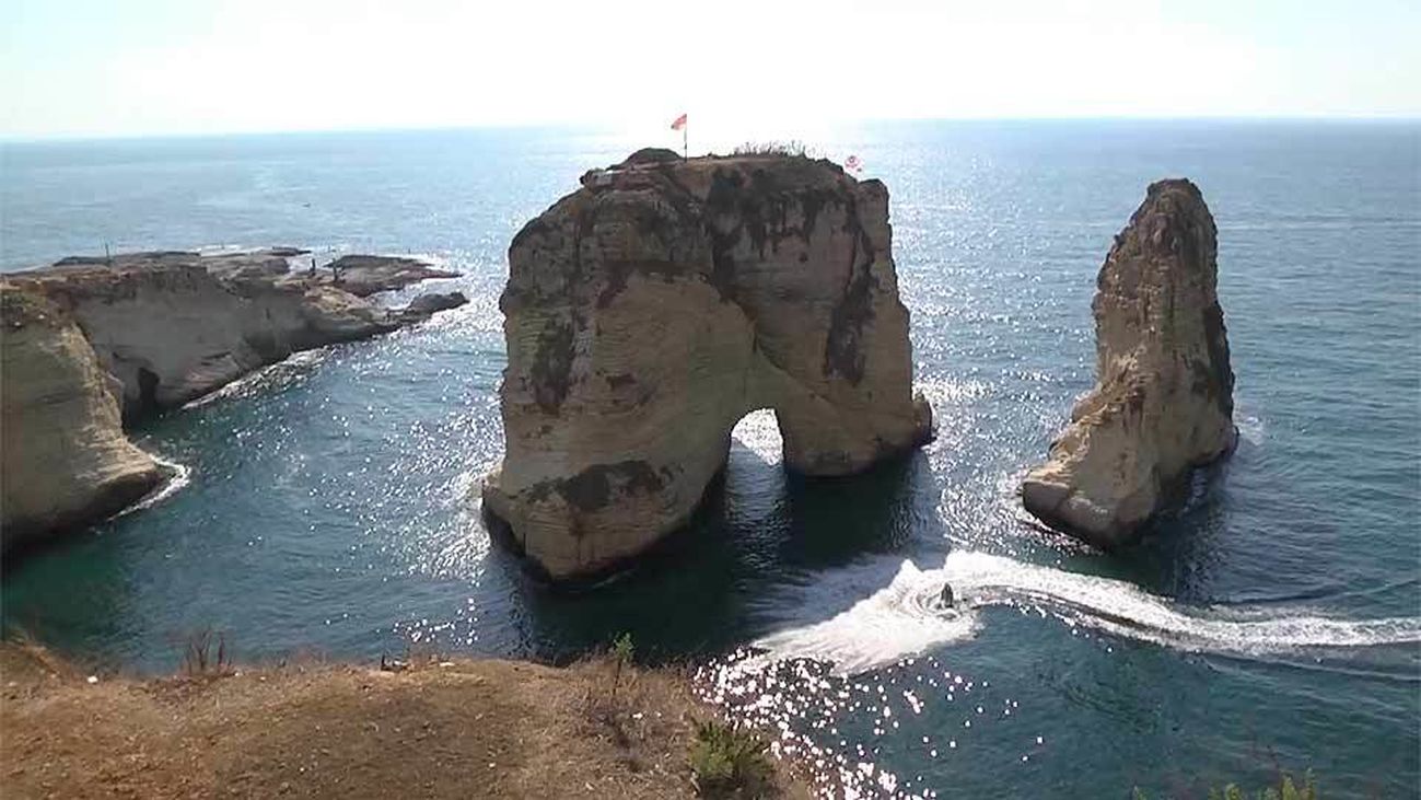 Las rocas de Rauche, la postal del Líbano
