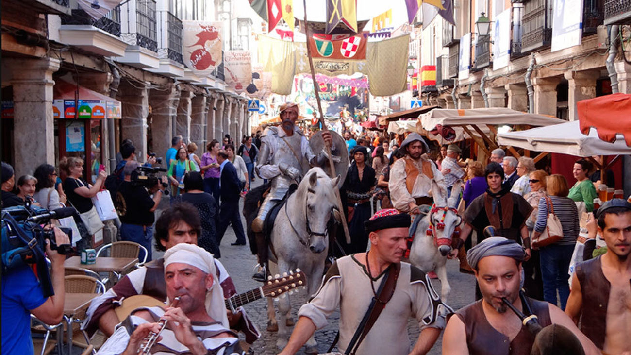 Mercado Cervantino devuelve al medievo a Alcalá de Henares durante siete días