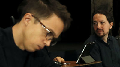 Iglesias apuesta por "no disfrazarnos de lo que no somos"