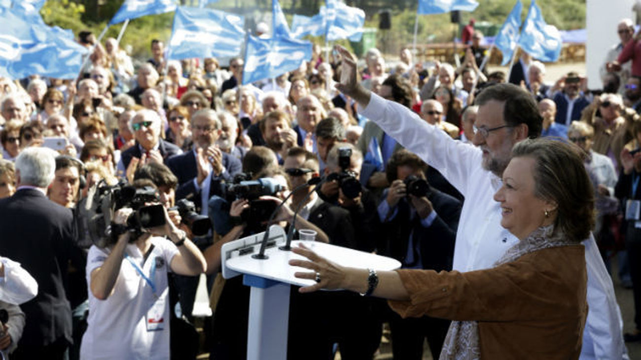 Rajoy promete trabajar "día a día" para ganarse la gobernabilidad
