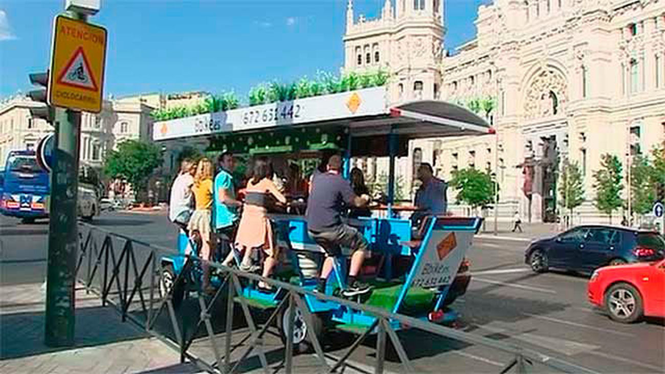 Barbero vigilará las limusinas piratas y  las 'bici-birras'