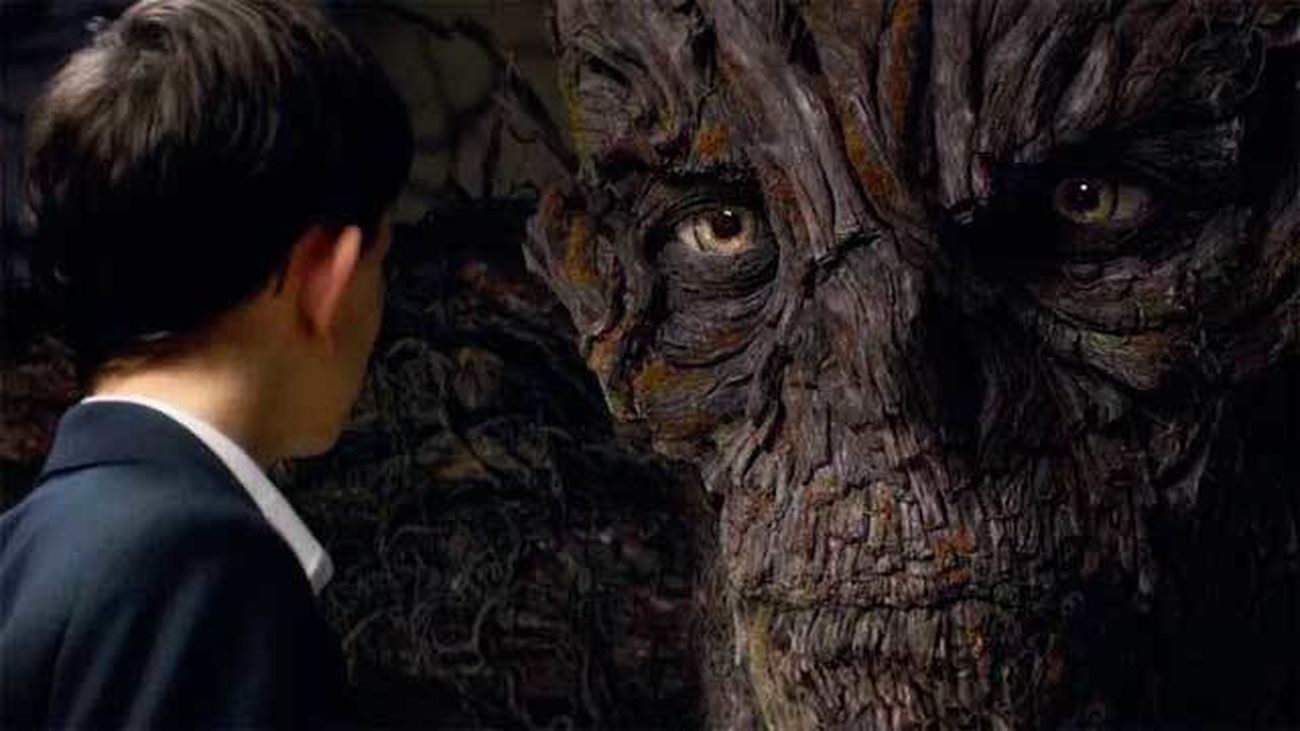 Liam Neeson interpreta el papel de monstruo