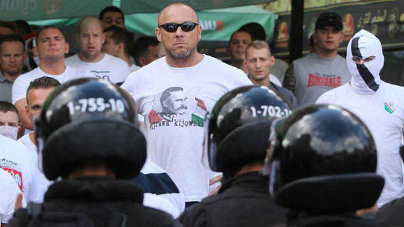 Los nueve ultras del Legia detenidos en Madrid no podrán abandonar España