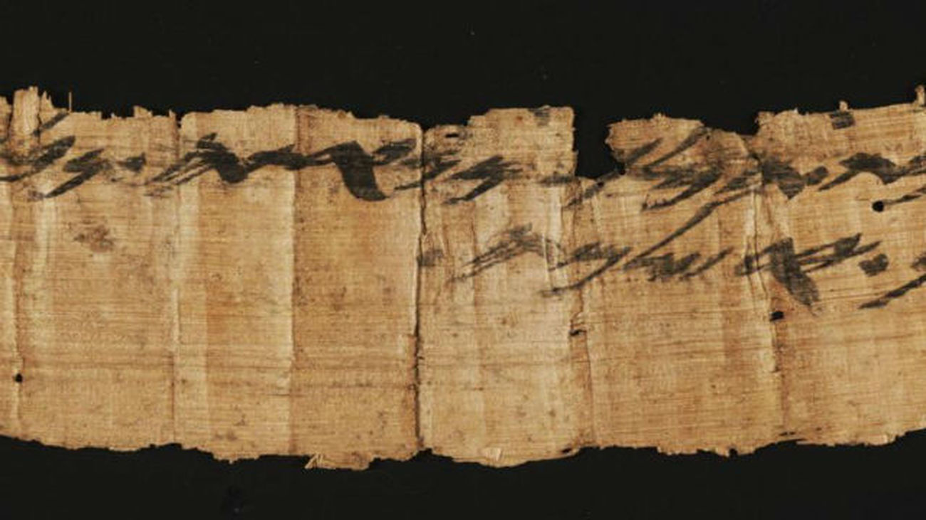 Arqueólogos israelíes hallan un papiro que recoge la referencia más antigua a Jerusalén en hebreo