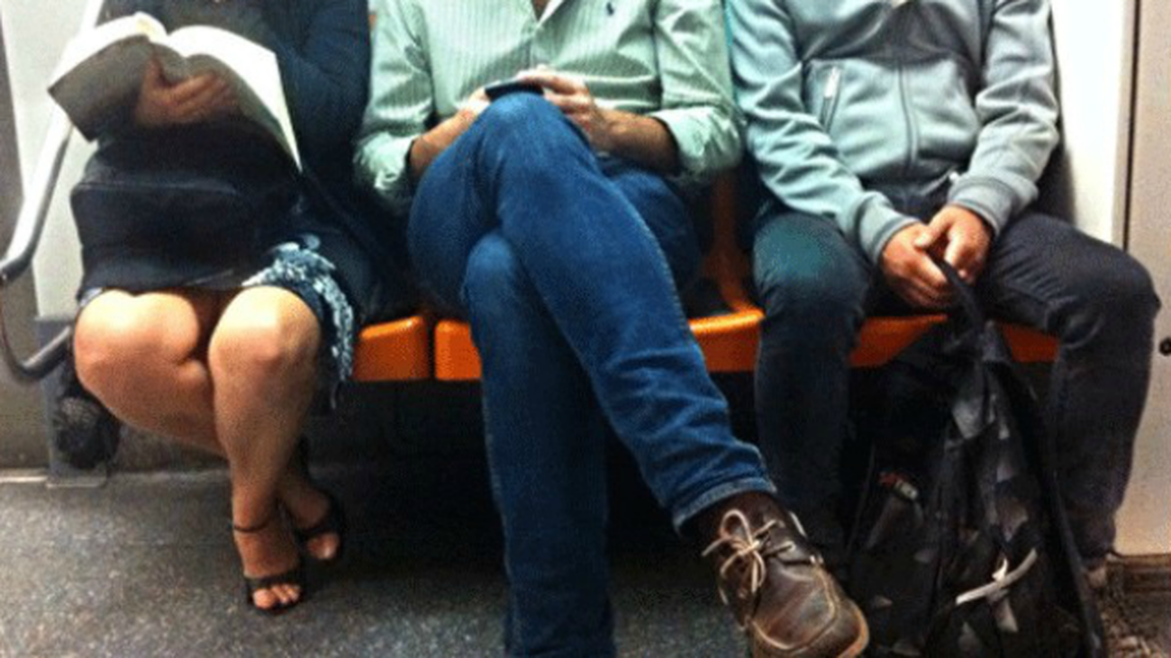 Una muestra analiza la relación entre el acto de sentarse y la identidad