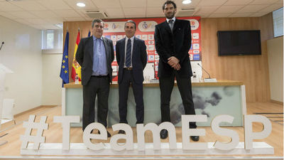 Scariolo renueva como seleccionador masculino