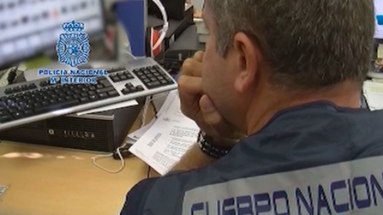 Detenido un hombre por grabar a niños desnudos con cámaras ocultas