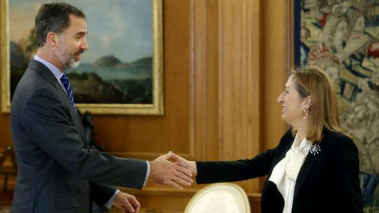 Rajoy jura este lunes ante el Rey como primer presidente nombrado por Felipe VI