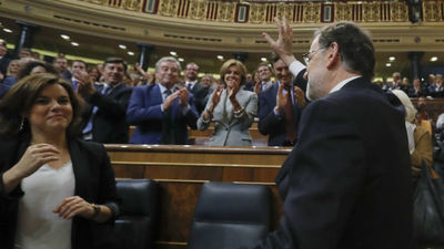 Rajoy, investido presidente por mayoría simple de 170 votos y 68 abstenciones socialistas