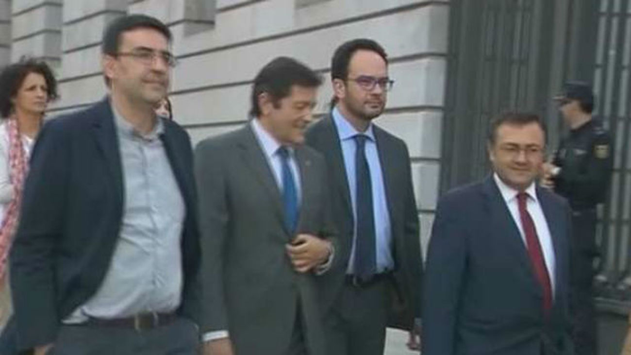 El PSOE pide la comparecencia de todos los ministros para evaluar su capacidad de diálogo