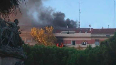 Muere una menor al precipitarse de un quinto piso en un incendio en Zaragoza