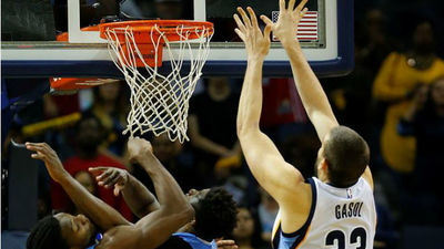 Marc Gasol sella la victoria de los Grizzlies