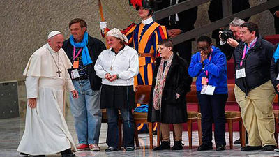 El Papa pide perdón por los cristianos que miran a otro lado ante un pobre