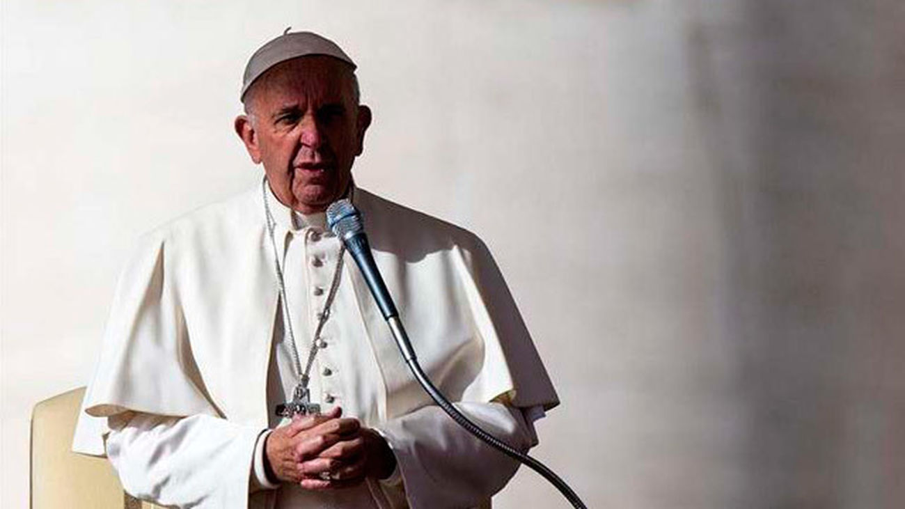 El papa llama a no excluir a nadie por su raza, cultura o religión