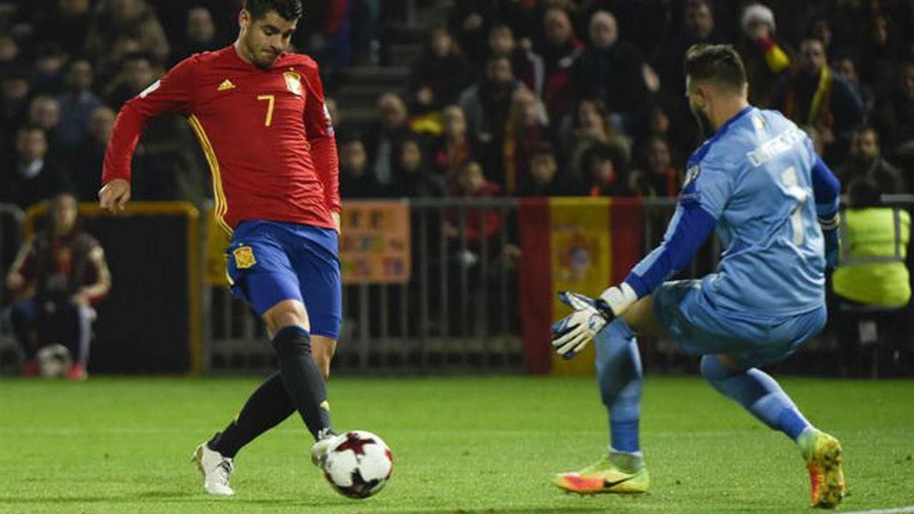 4-0. España cumple sin acelerar ante Macedonia