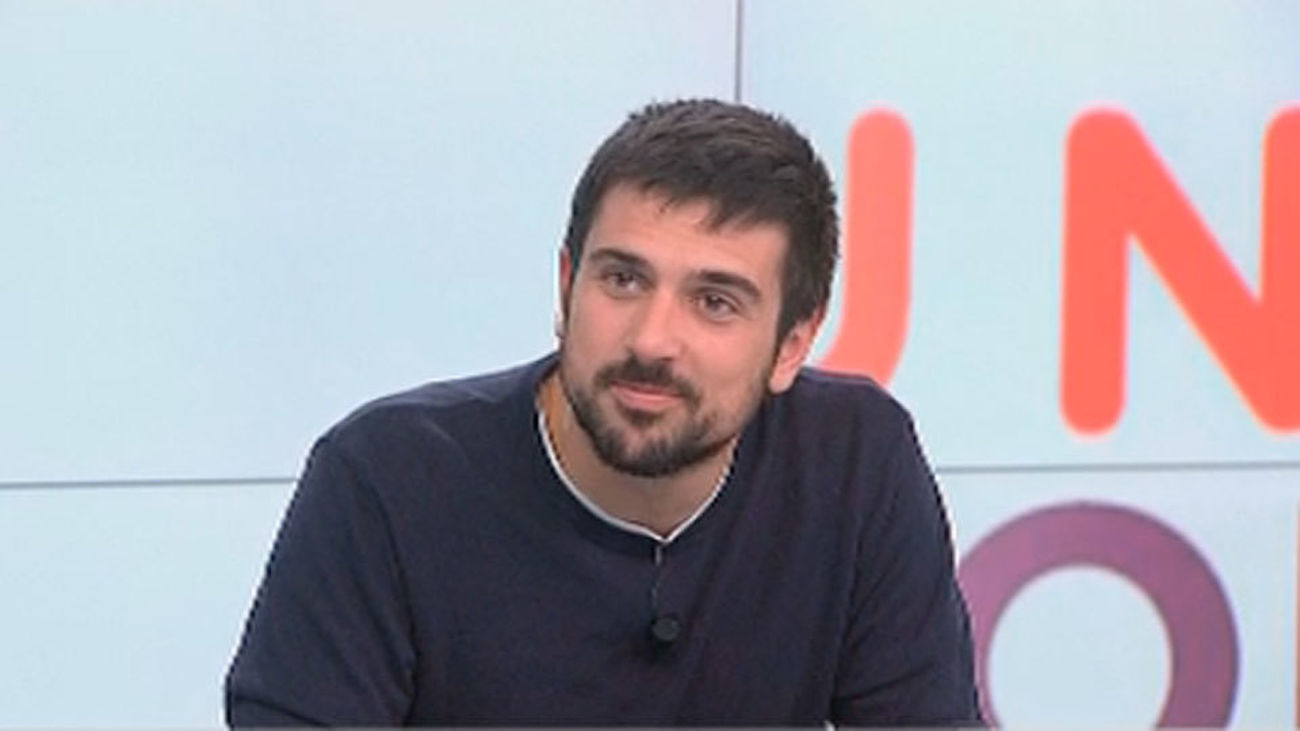 Ramón Espinar en un momento de su entrevista en Telemadrid