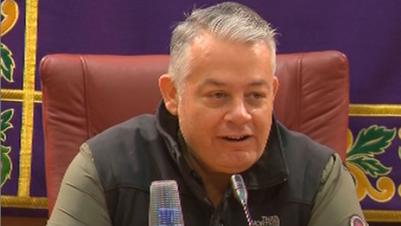 El alcalde de Colmenar formaliza en el pleno su renuncia