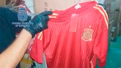 Dos detenidos y más de 27.000 artículos falsos requisados en Fuenlabrada