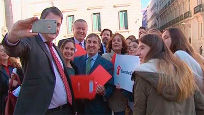 Los niños ponen 'deberes' en materia de infancia a los diputados