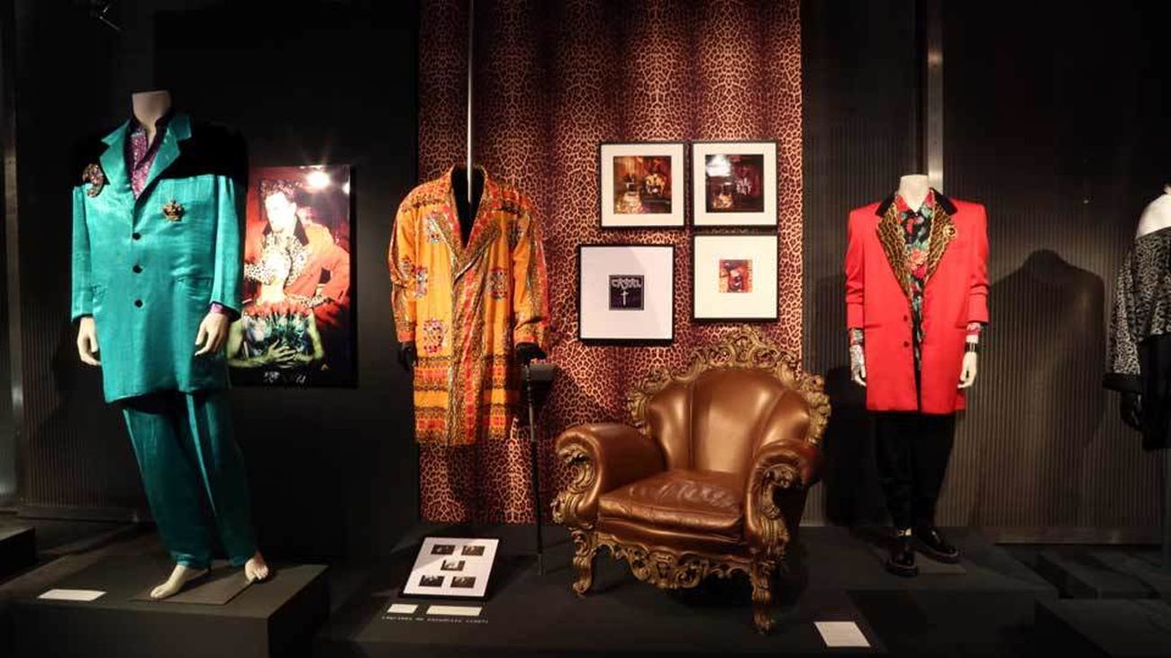 Algunas de las piezas que se pueden ver en la exposición de Tino Casal