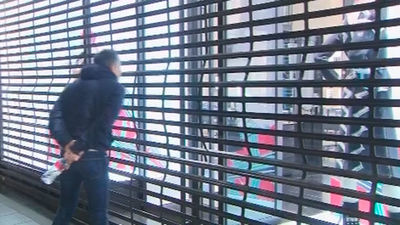 Roban bolsos por más de 180.000 euros de la tienda de Chanel en Madrid