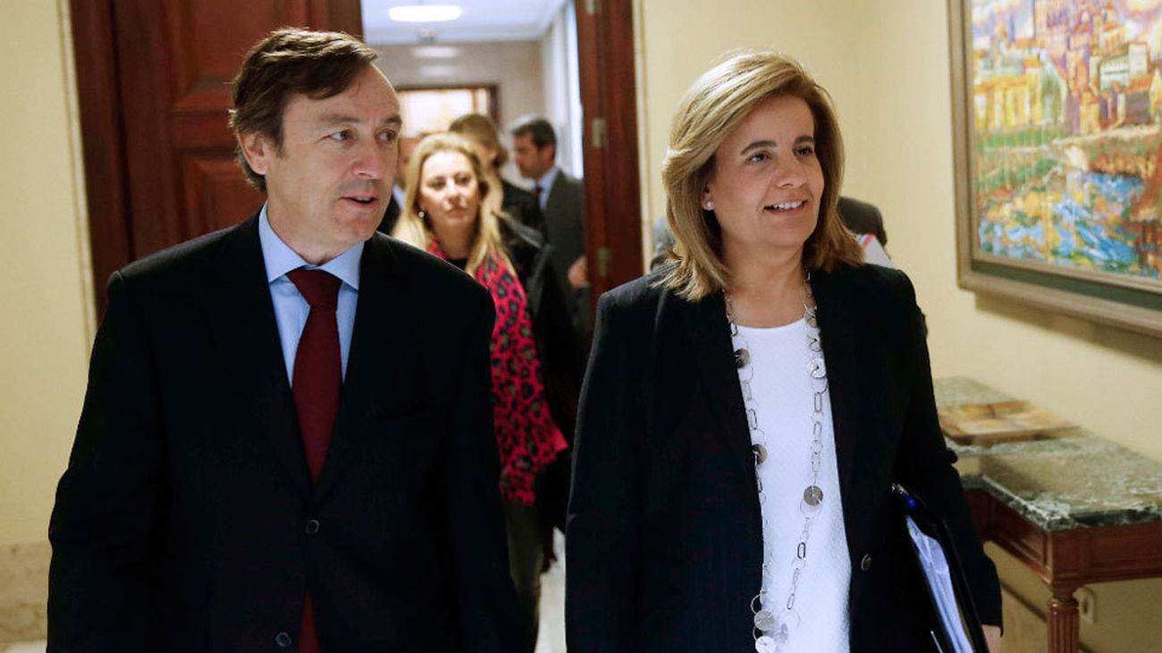 Báñez asegura que el sistema de pensiones es "amplio, rentable y resistente"