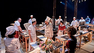 Cuando el escenario se convierte en una cocina descomunal