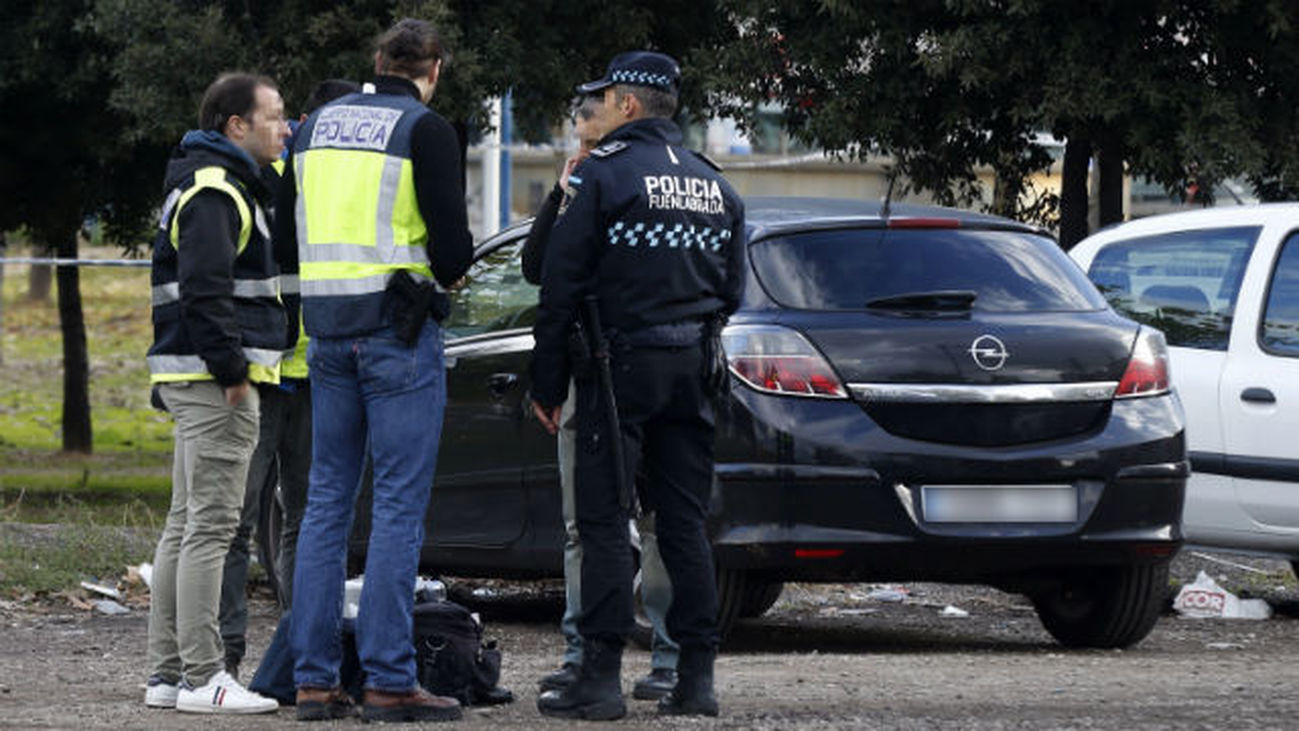 Muere una mujer degollada por su pareja en Fuenlabrada