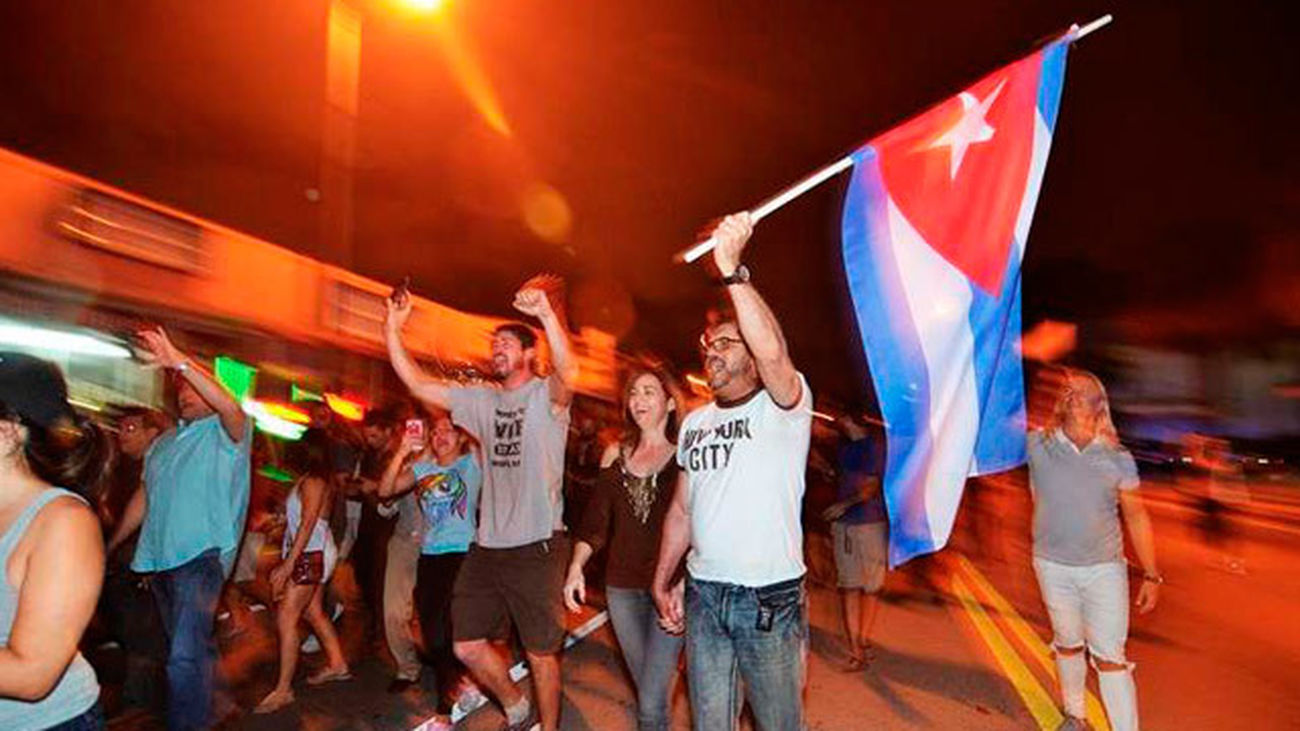 La muerte de Castro hace aflorar emociones y expectativas en Miami