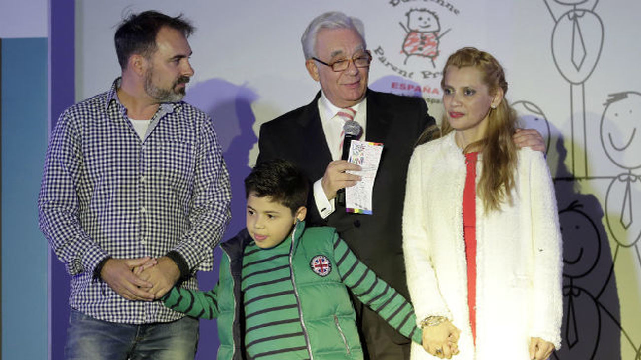 Sánchez Martos apoya una mayor visualización de enfermedades poco frecuentes