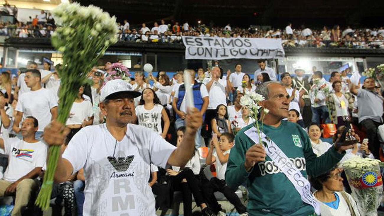 "Esta Copa se va al cielo", el canto de los colombianos al Chapecoense