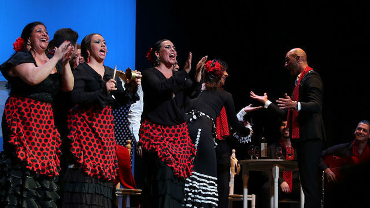 Cádiz lleva sus zambombas flamencas al teatro La Latina