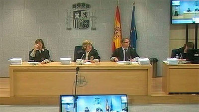 El fiscal de las 'black' rebaja las penas a los que devolvieron lo gastado